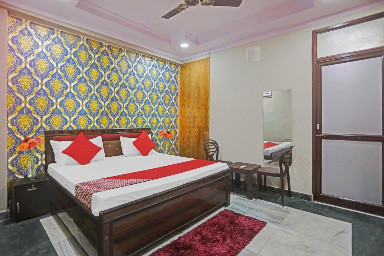 Super Hotel O Metro Inn Near Worlds Of Wonder Kālkāji Devi Екстериор снимка