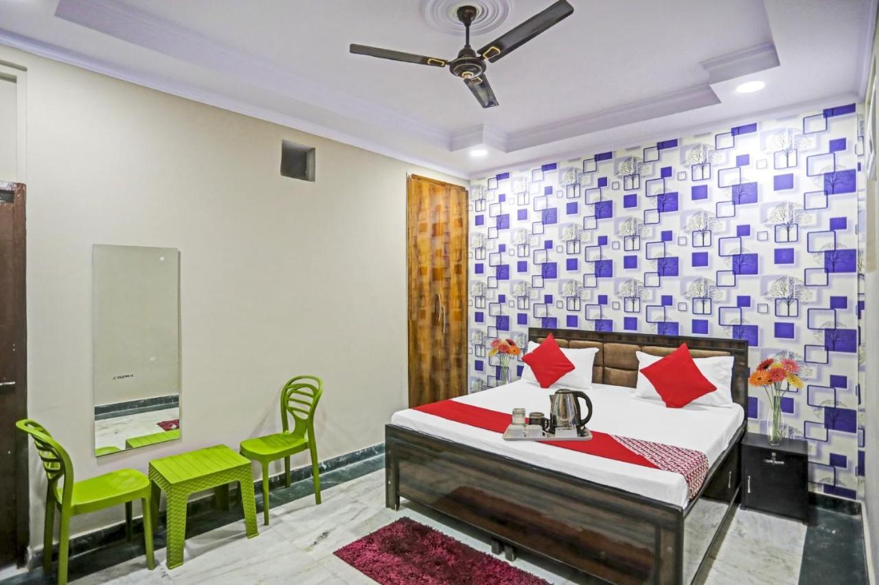 Super Hotel O Metro Inn Near Worlds Of Wonder Kālkāji Devi Екстериор снимка