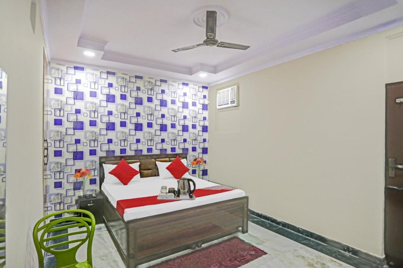 Super Hotel O Metro Inn Near Worlds Of Wonder Kālkāji Devi Екстериор снимка